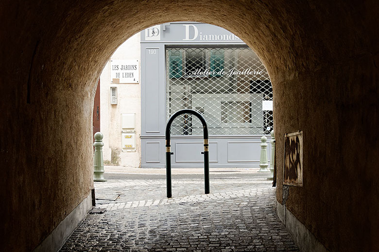 Archway to the Rue Saint-Sauveur