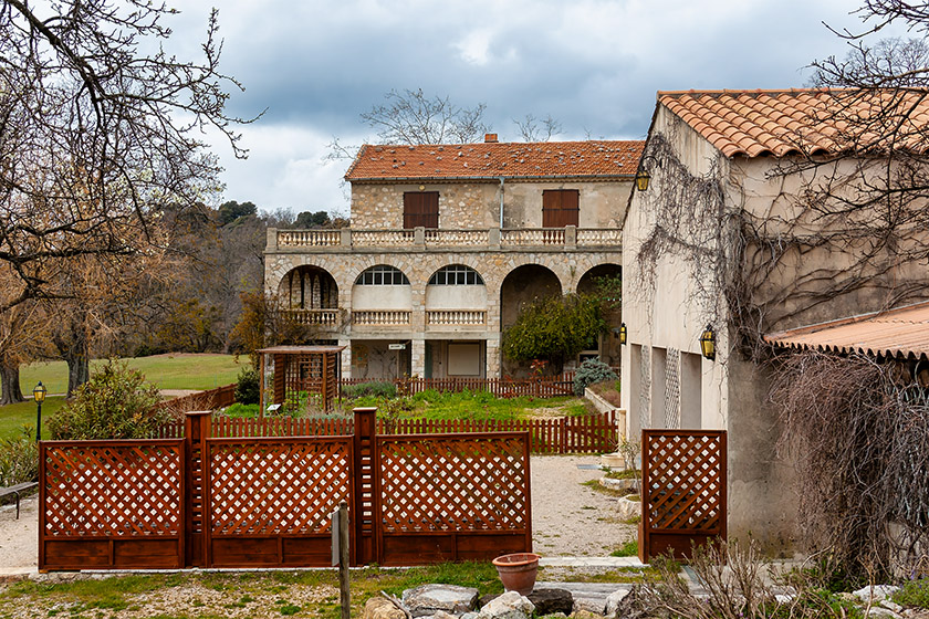 The top floor used to end at the drain pipe...
