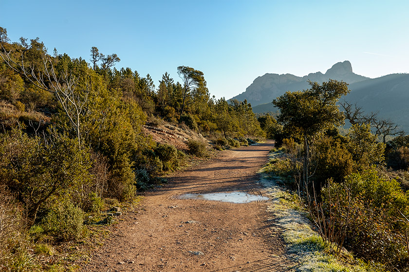 Starting out at the 'Col Belle Barbe'