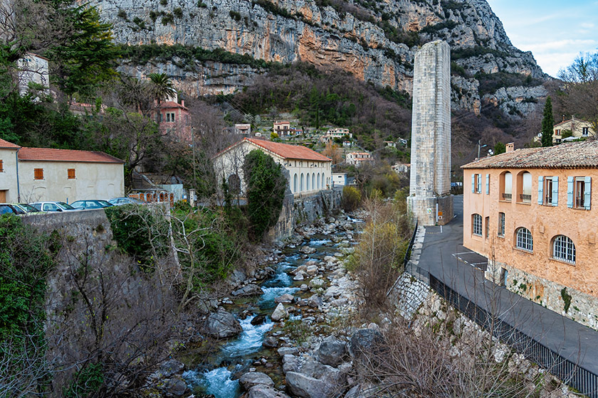A few minutes after 5 p.m. we are back in Pont du Loup