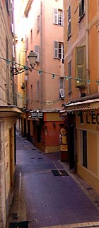 Street scene in old Nice