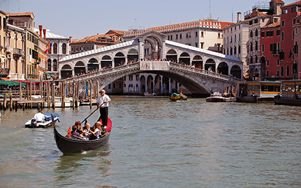 Venice: the Rialto bridge