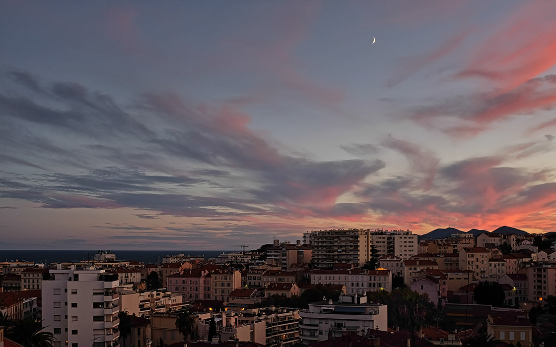 Cannes sunset, looking towards the Esterel (Fujifilm X100S photo)