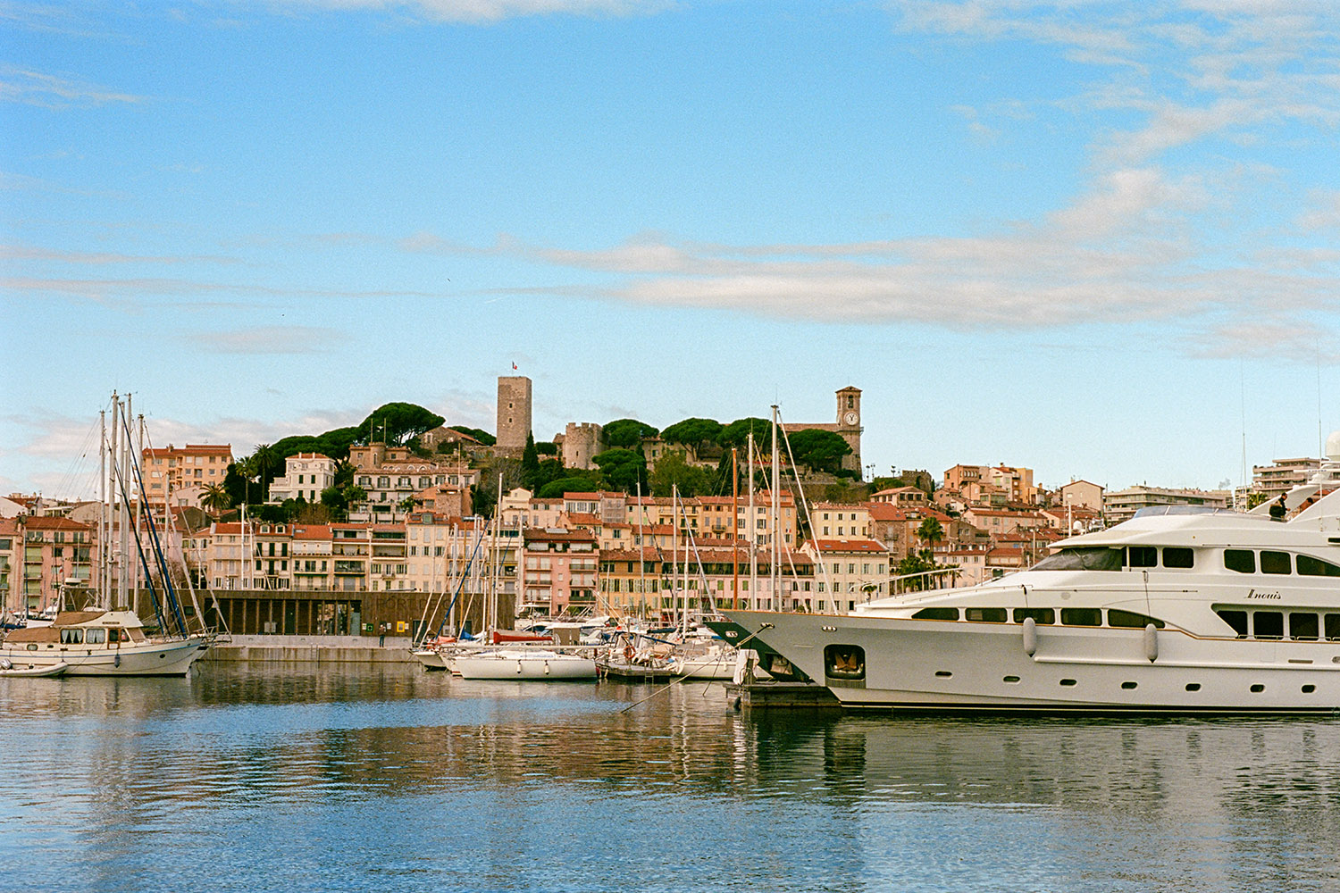 Cannes, the old harbor and view on the 'Tour de la Castre'