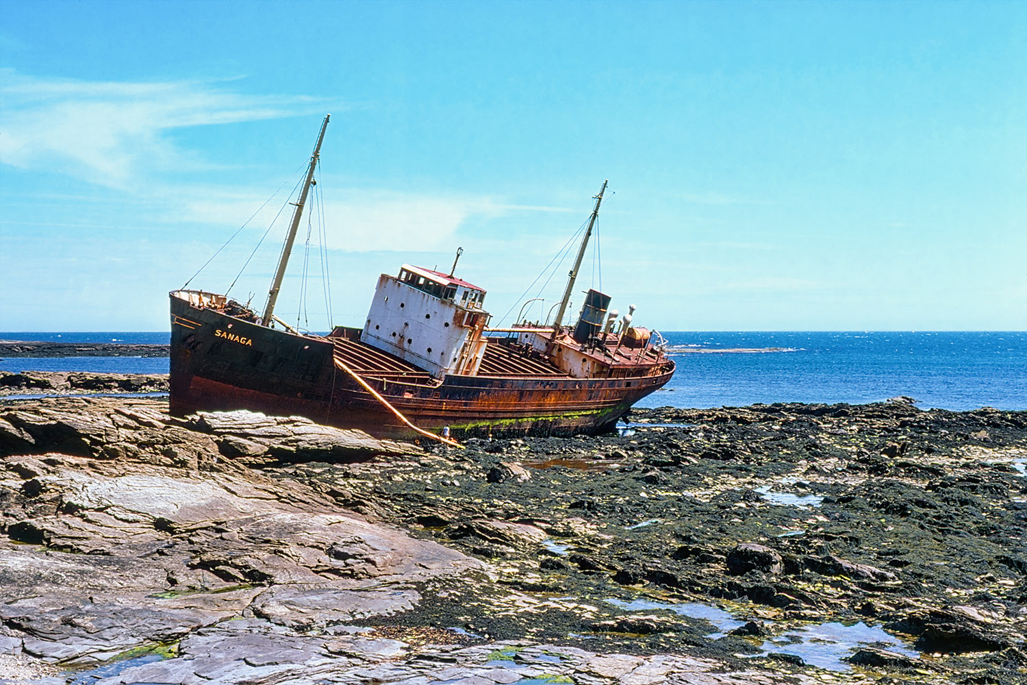 The cargo ship Sanaga ran aground near Locmaria on March 28, 1971