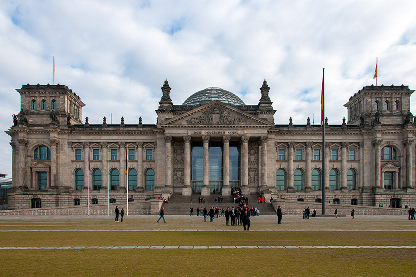 Berlin, Germany, Reichstag, 27mm (corrected, but cut off on right)