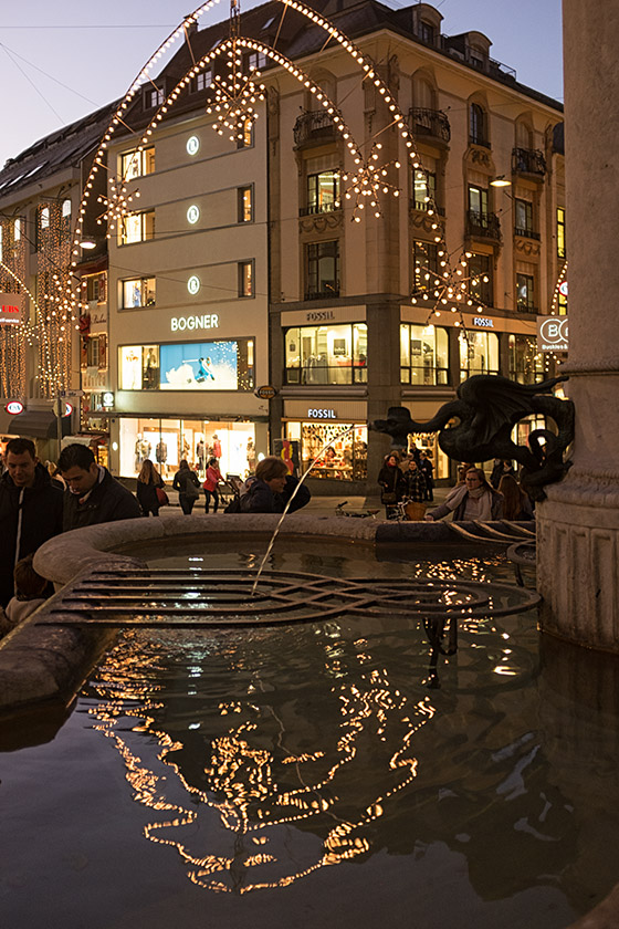 The 'Spittelsprung' fountain on the 'Freie Strasse'