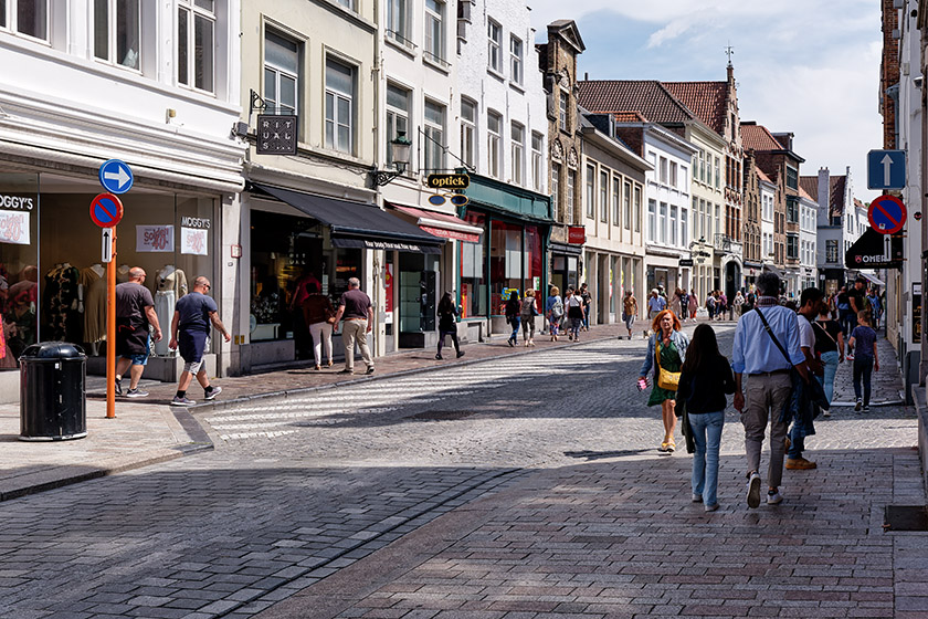 Walking down 'Zuidzandstraat' (South Sand Street)