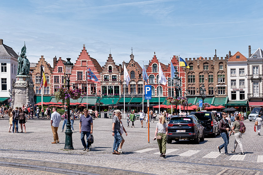 Market Square with its Jan Breydel and Pieter de Coninck monument