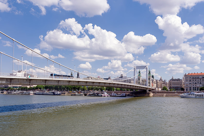 Elisabeth Bridge