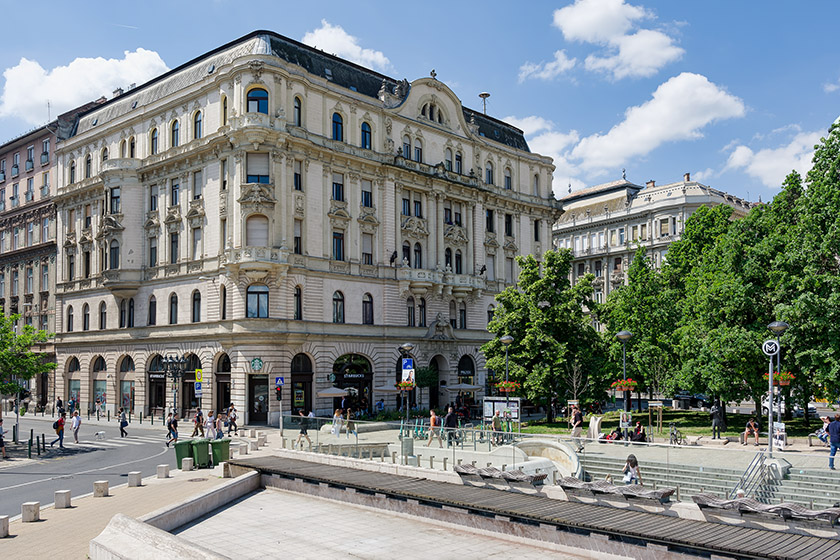 Eravisci House on St. Gellért Square