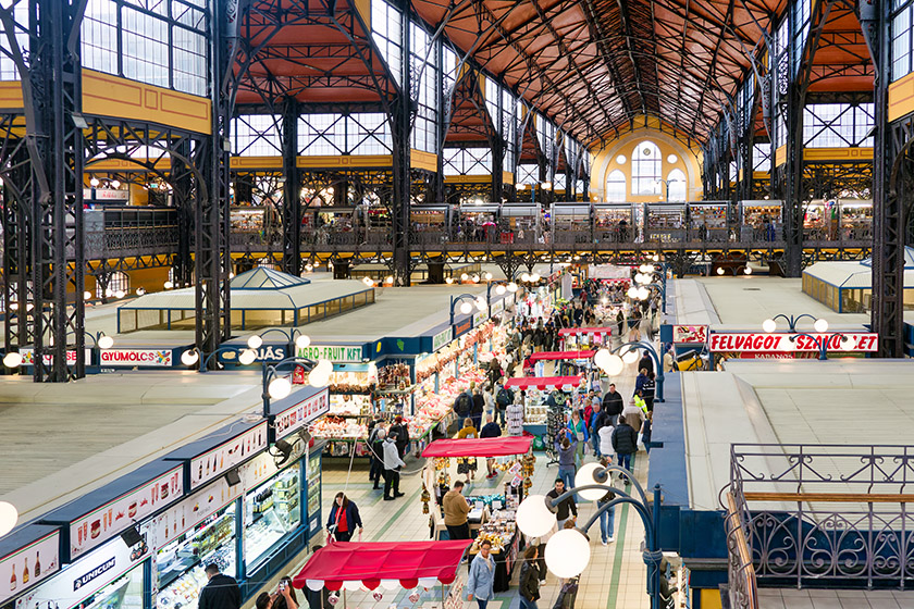 Inside the market: 10,000 square meters (2.47 acres) on 3 floors