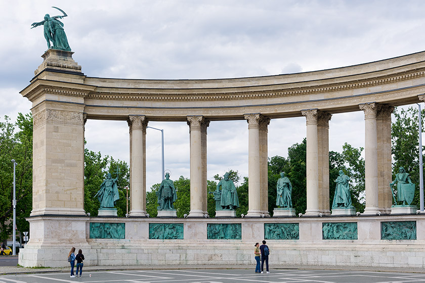 Labor and Wealth on the outer edge of the left colonnade