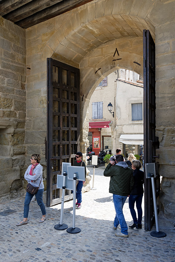 'Château Comtal' gate