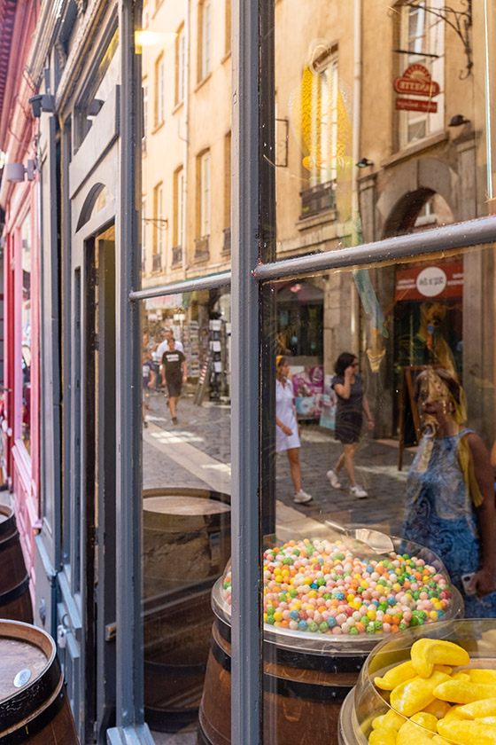 Candy store on the 'Rue Saint-Jean'