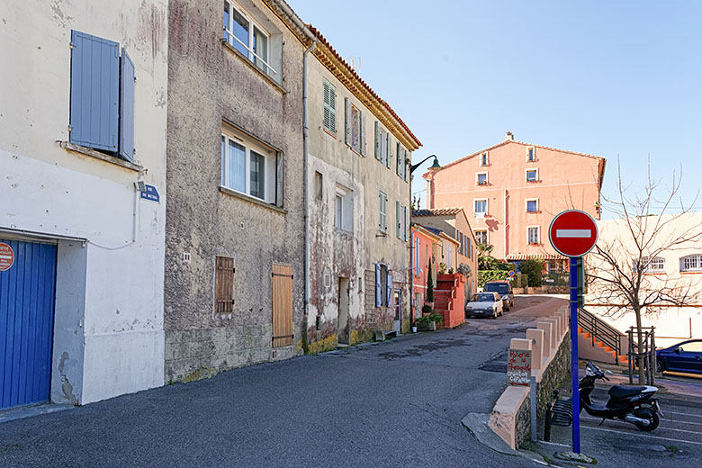 The 'Rue du Mistral' in Giens
