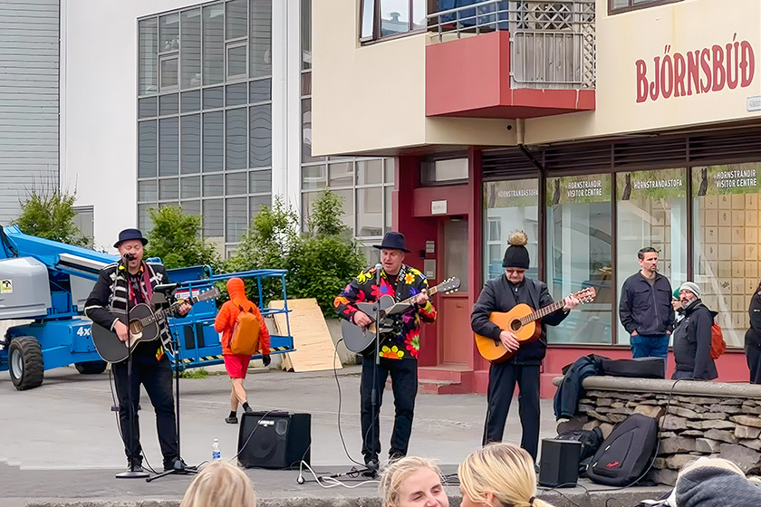 Street musicians