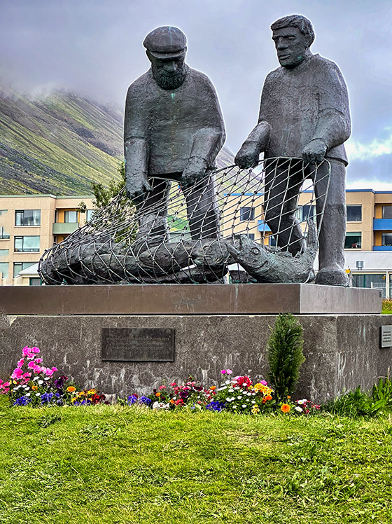 Fisherman's monument