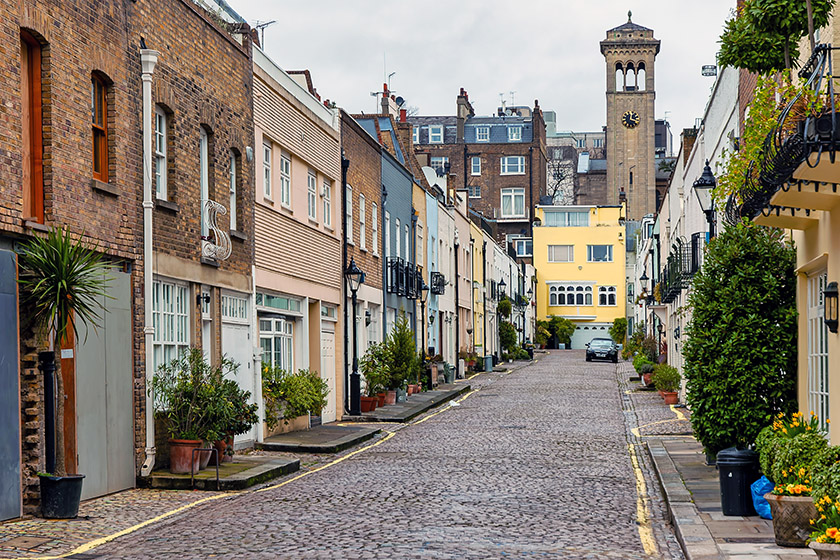 Ennismore Mews and the spire of the Russian Orthodox Cathedral