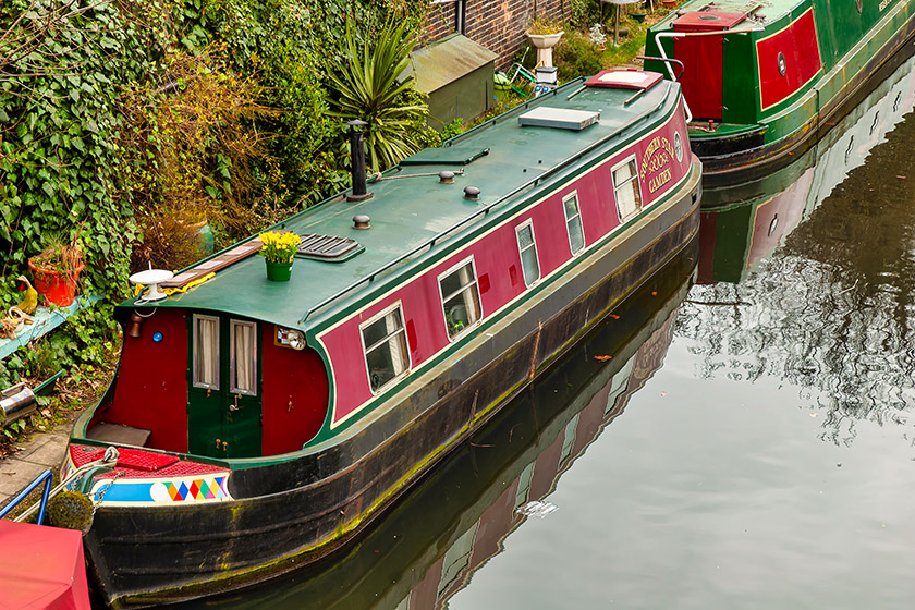 Along Regent's Canal