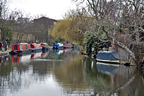 Strolling along Regent's Canal