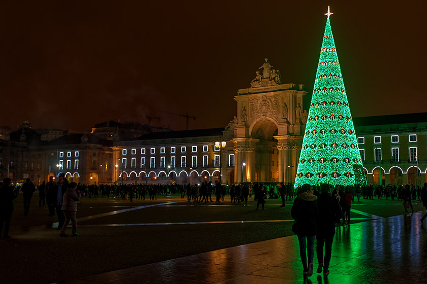 The Christmas "tree" on Praça do Comércio (Commerce Square)