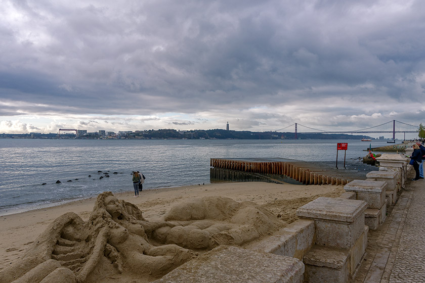 Sand sculpture on the bank of the Tagus River