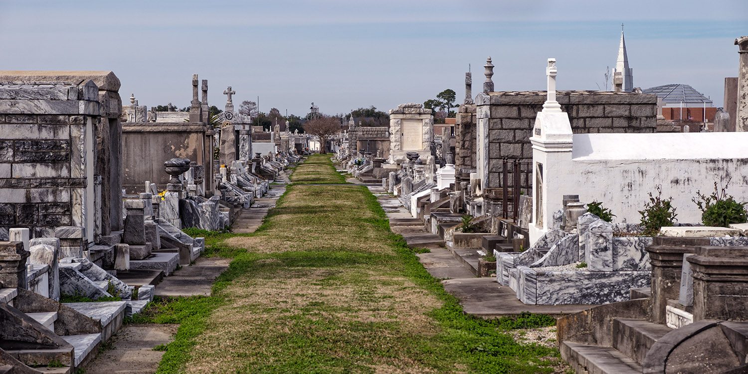 One of many alleys in the Greenwood Cemetery