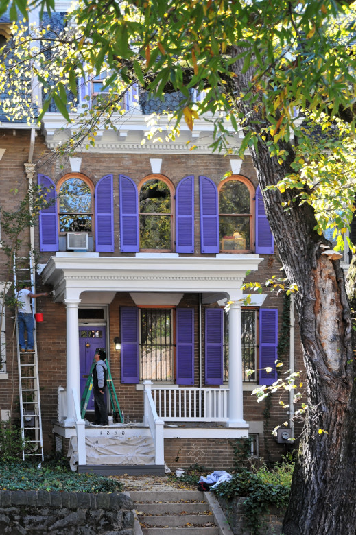 Purple shutters on Park Road NW