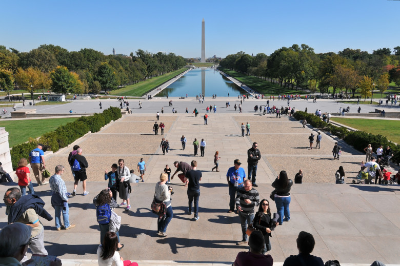 View across the Reflecting Pool to the Washington Memorial